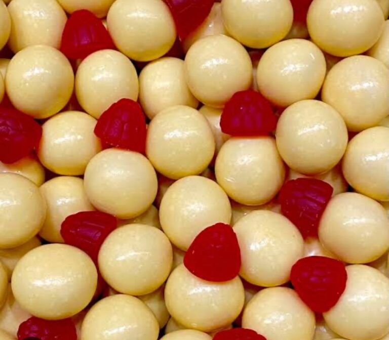 Chocolate Raspberries White – Geelong Confectionery